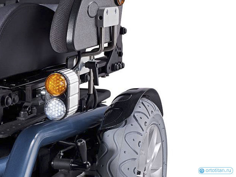 Кресло-коляска инвалидная электрическая повышенной грузоподъемности Cyrius LY-EB103-XL