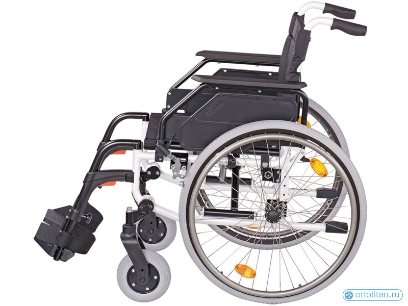 Кресло-коляска инвалидная Caneo E LY-710-2201